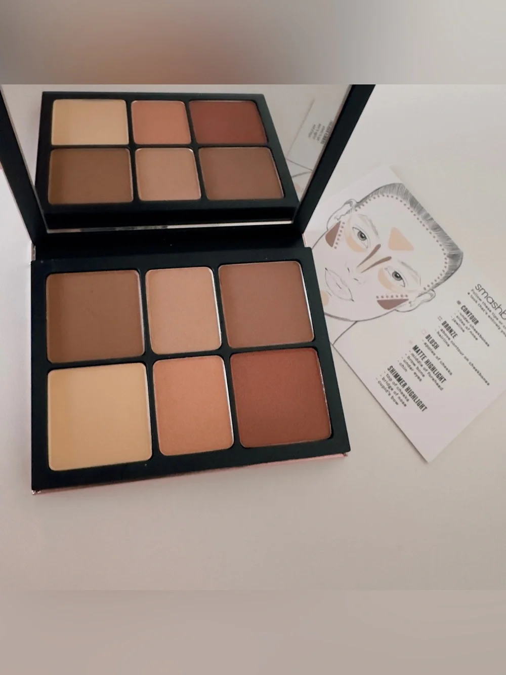 Smashbox The Cali Contour Palette in Medium/Dark